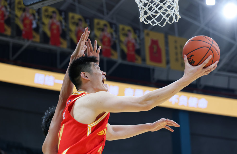 关于集结日广厦男篮备战中超国际比赛日夏洛特黄蜂战术微调，网友：北京首钢远射贴柱备战CBA常规赛的信息