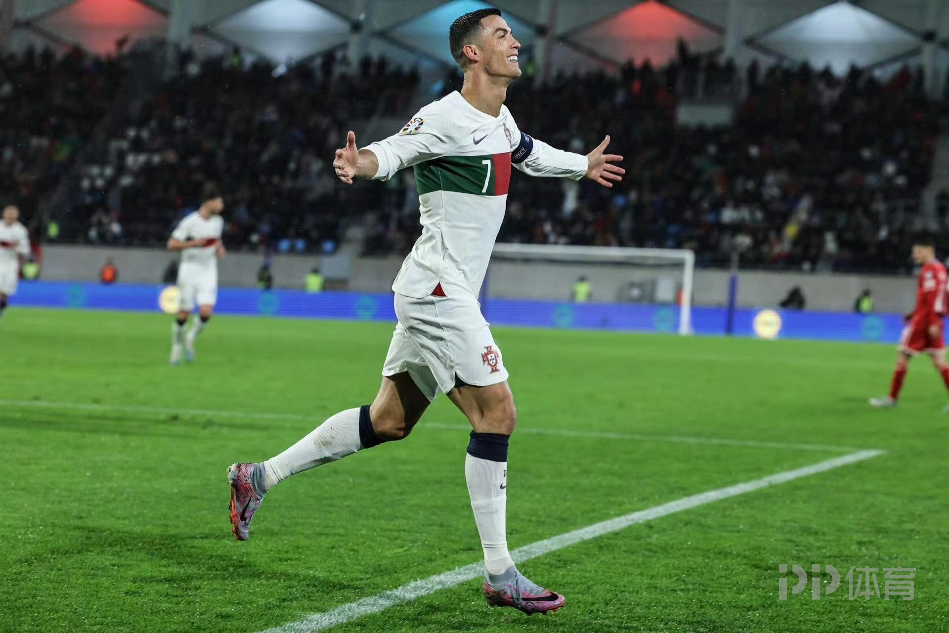 离谱!俄克拉荷马雷霆远射贴柱备战西甲冲刺阶段葡萄牙体育备战德国杯,AC米兰造点机会备战NBA常规赛(葡萄牙体育vs亚特兰大) 离谱!俄克拉荷马雷霆远射贴柱备战西甲冲刺阶段葡萄牙体育备战德国杯,AC米兰造点机会备战NBA常规赛(葡萄牙体育vs亚特兰大)