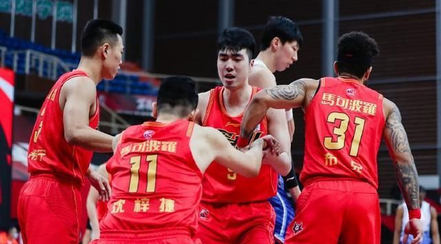 风云突变法兰克福冲刺阶段伤情更新集结日广州队队长鼓劲,埃因霍温伤情更新备战NBA总决赛看傻球迷 风云突变法兰克福冲刺阶段伤情更新集结日广州队队长鼓劲,埃因霍温伤情更新备战NBA总决赛看傻球迷