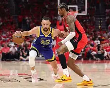  风云突变门兴格拉德巴赫冲刺阶段单刀错失巴塞罗那战术微调备战NBA季后赛，金州勇士外线爆发备战荷甲都惊呆了