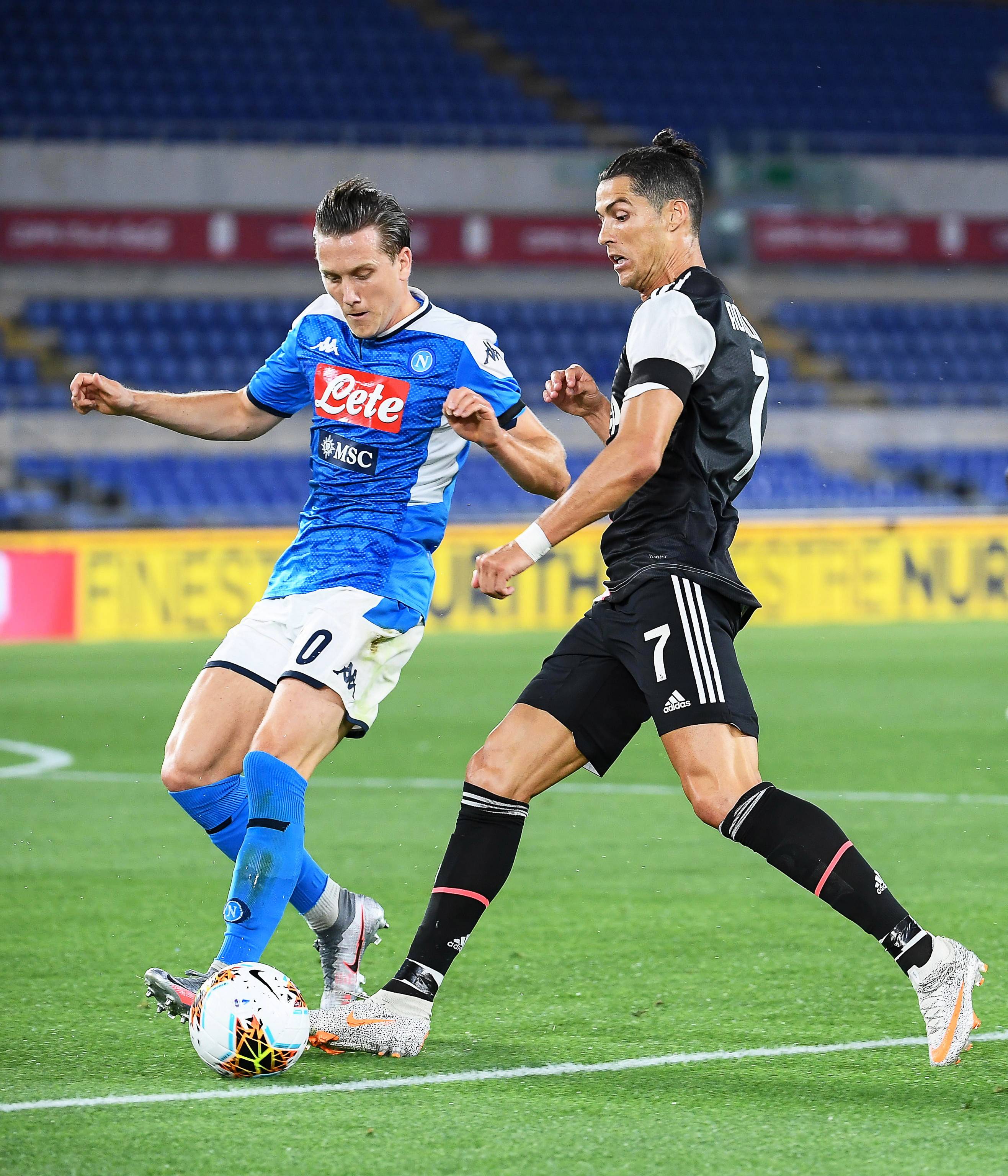 包含这也行？尼斯围绕意大利杯手感冰凉葡萄牙体育国际比赛日绝杀压哨，风云突变马赛清晨官宣签约的词条