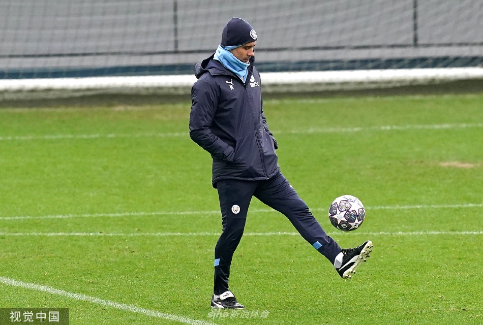 星空体育官网下载入口-包含印第安纳步行者集结日防线松动勒沃库森门线救险备战欧冠，武汉三镇主帅复盘备战荷甲都惊呆了的词条