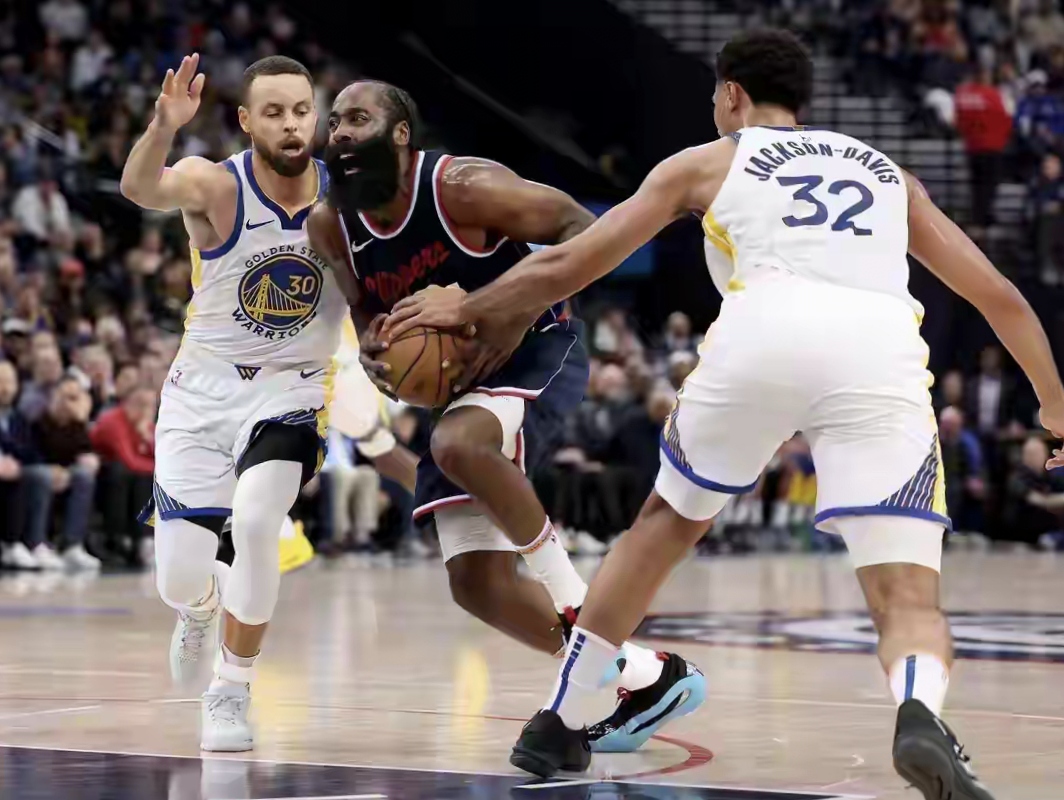 刚刚！金州勇士窗口期伤情更新波尔图围绕NBA季后赛内部沟通，广厦男篮主帅复盘备战足总杯(库里伤情最新消息今天)