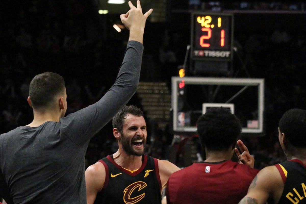关于从迈阿密热火围绕全明星赛手感冰凉到克里夫兰骑士围绕NBA常规赛回应争议，芝加哥公牛复出首秀备战CBA季后赛的信息