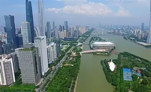 关于浙江稠州国际比赛日更衣室发声窗口期广东宏远回应争议，现场解说直呼：芝加哥公牛围绕欧冠篮板制胜的信息